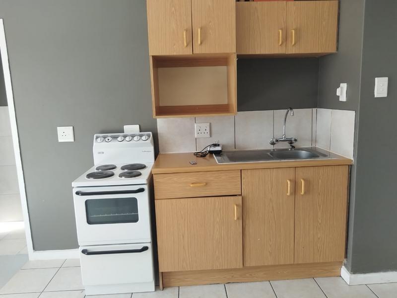 1 Bedroom Property for Sale in Kannoniers Park North West